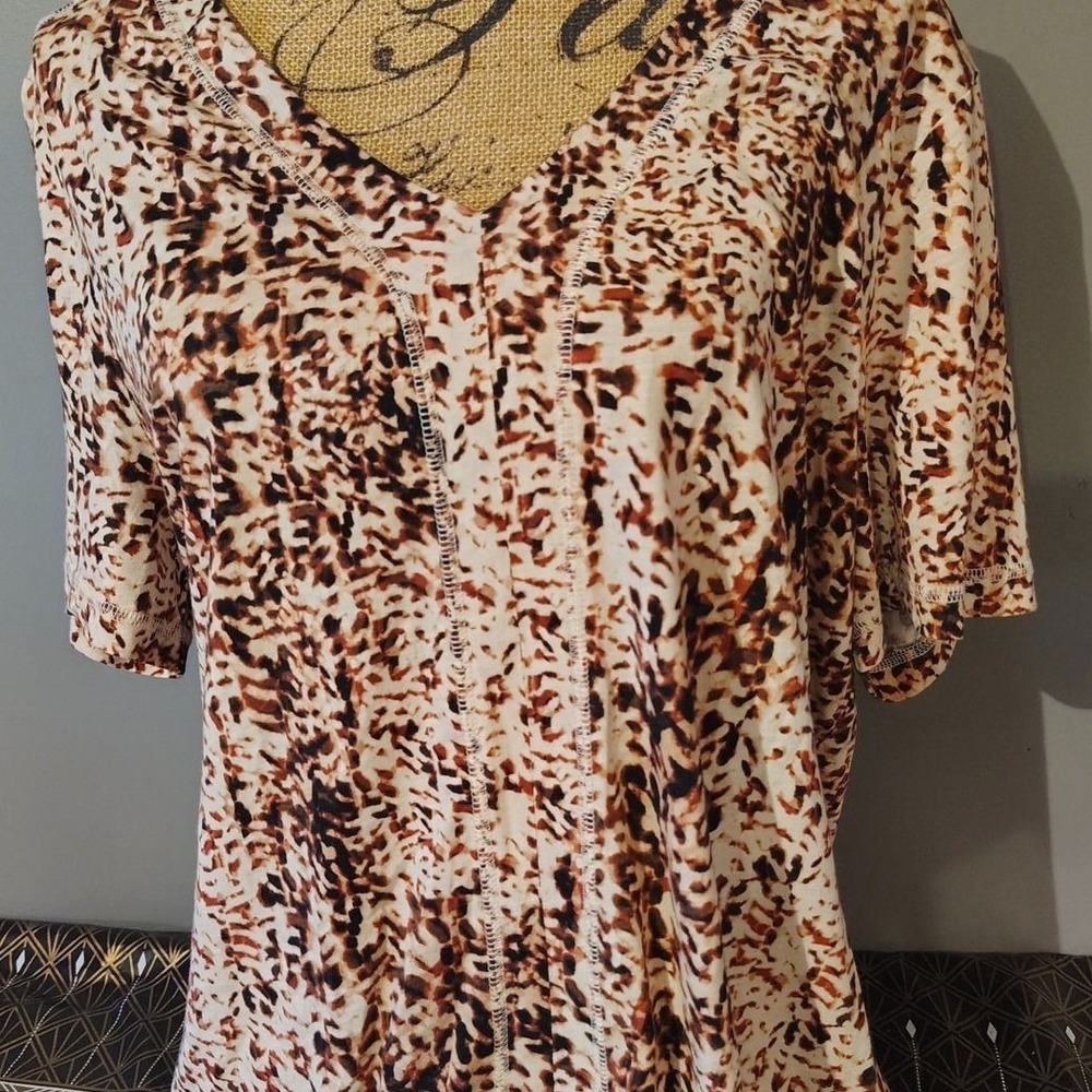 Westbound Woman Brown Animal Print V-Neck Short Sleeve Top 1X Cotton Modal